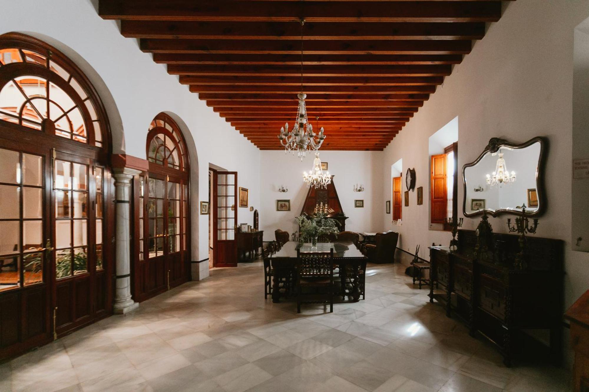 Komodo Casa Maravillas Rooms Sevilha Exterior foto