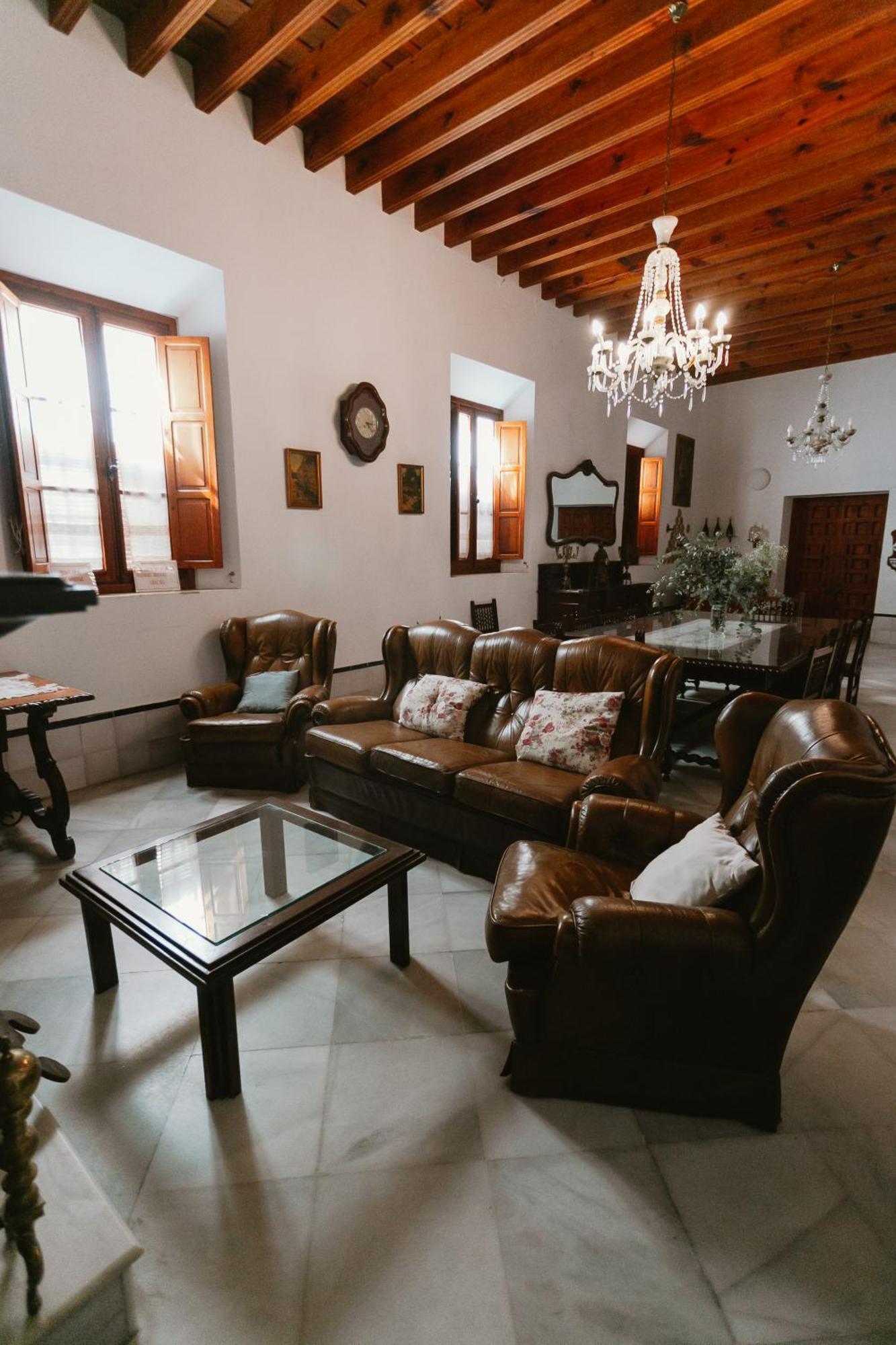 Komodo Casa Maravillas Rooms Sevilha Exterior foto