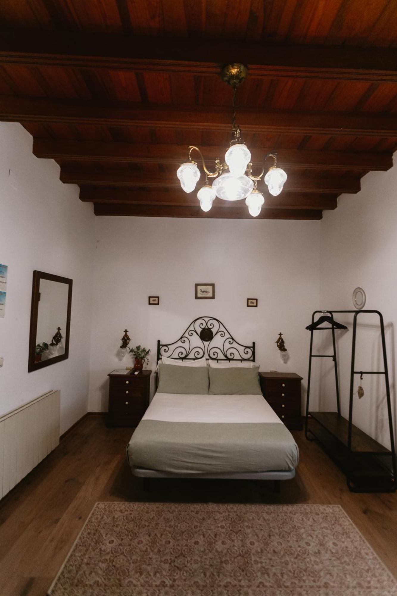 Komodo Casa Maravillas Rooms Sevilha Exterior foto