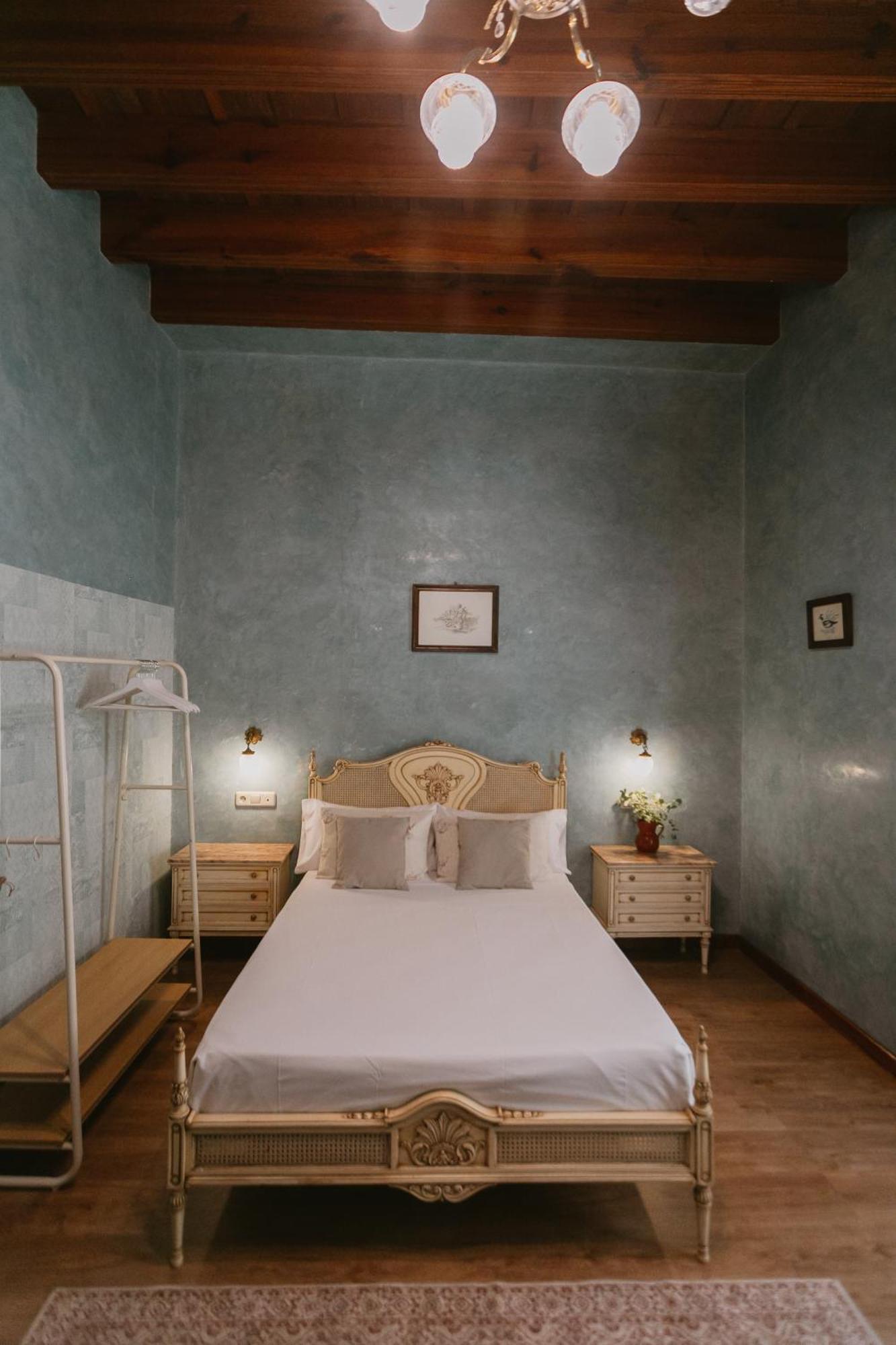 Komodo Casa Maravillas Rooms Sevilha Exterior foto