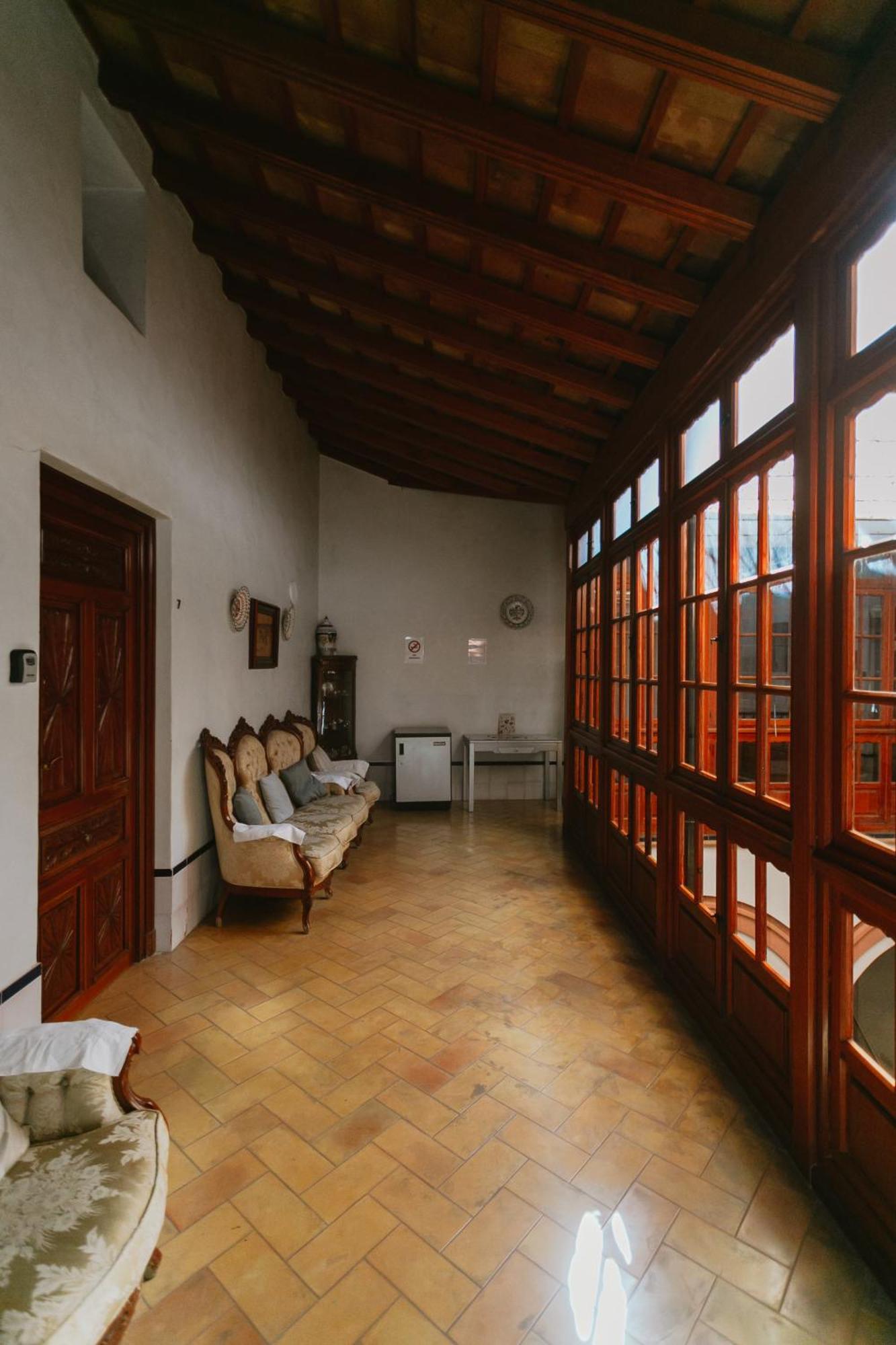Komodo Casa Maravillas Rooms Sevilha Exterior foto